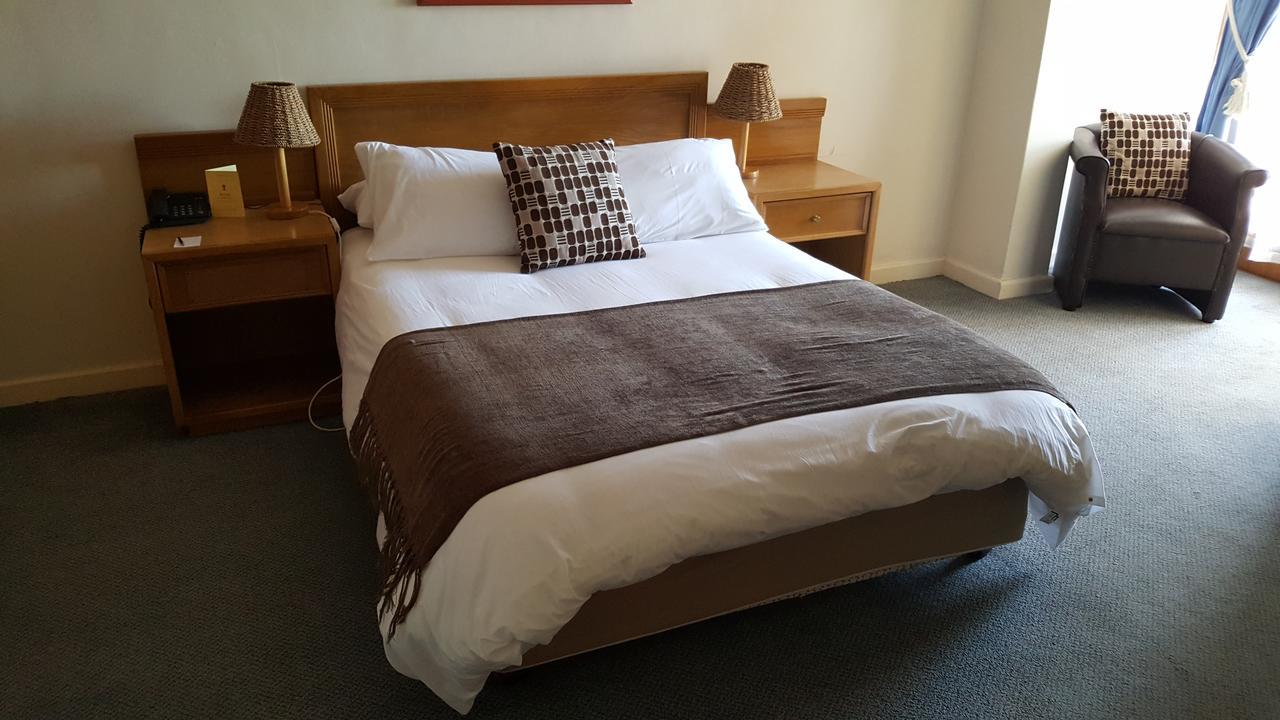 Lamberts Bay Hotel Lambertʼs Bay Екстериор снимка