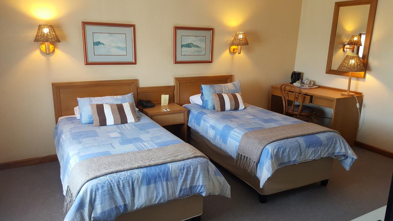 Lamberts Bay Hotel Lambertʼs Bay Екстериор снимка