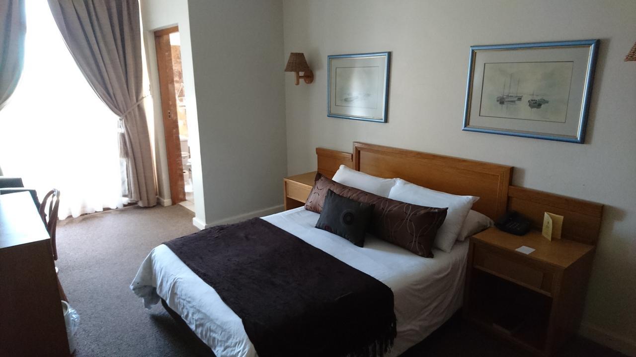 Lamberts Bay Hotel Lambertʼs Bay Екстериор снимка