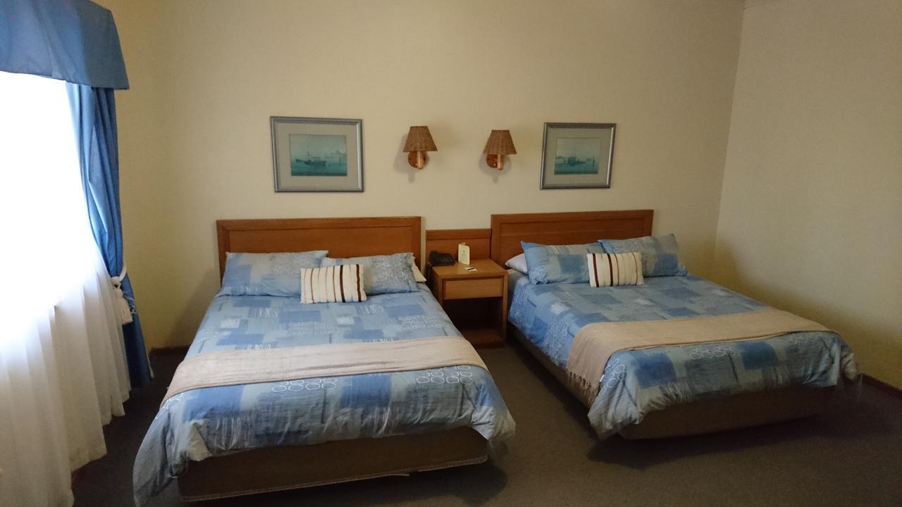 Lamberts Bay Hotel Lambertʼs Bay Екстериор снимка